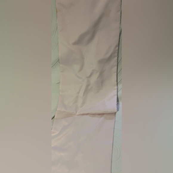 Beautiful Vintage Strapless Gown in champagne pink with matching shawl - Picture 11 of 16